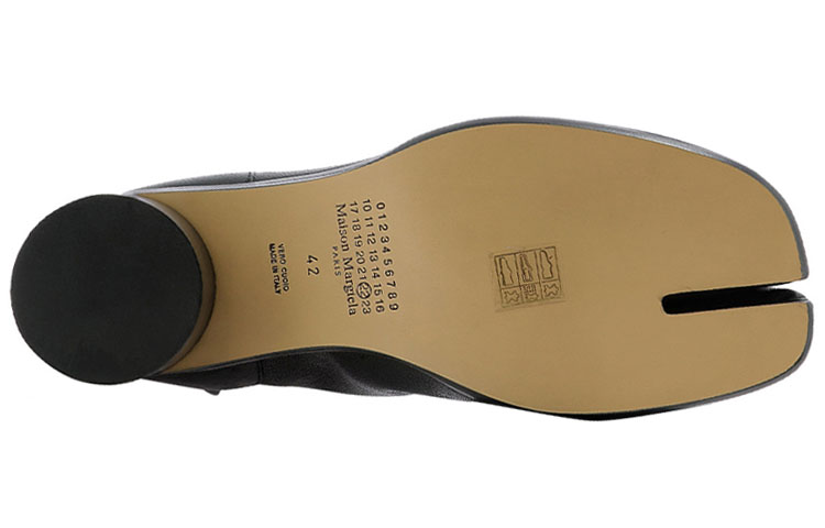 Purchase Maison Margiela Tabi 'Botín de Cuero Negro con Tacón Grueso' S57WU0220P4131H8686