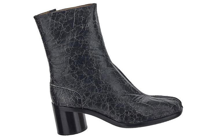 Shop Maison Margiela Tabi ''Stivaletti in Pelle Nera'' S57WU0132P5342H9458