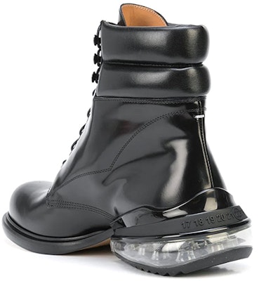 Maison Margiela Tabi 'Black Patent Leather Lace-Up Boots' S57WU0224P3827H8396 Shop Maison Margiela Tabi 'Black Patent Leather Lace-Up Boots' S57WU0224P3827H8396