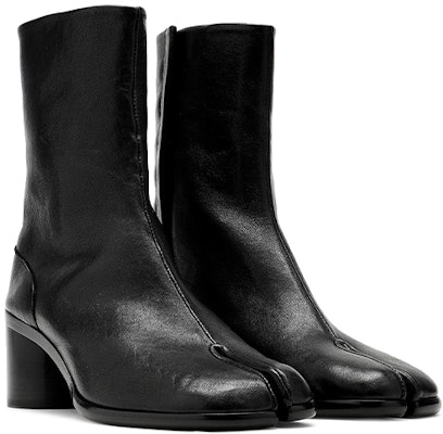 Maison Margiela Tabi 'Sepatu Boot Jari Terbelah Hitam' S39WU0202P3753T8013 Lookbook Maison Margiela Tabi 'Sepatu Boot Jari Terbelah Hitam' S39WU0202P3753T8013