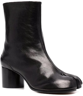 Maison Margiela Tabi 'Black Split-Toe Ankle Boot' S39WU0202P3753T8013 Lookbook Maison Margiela Tabi 'Black Split-Toe Ankle Boot' S39WU0202P3753T8013