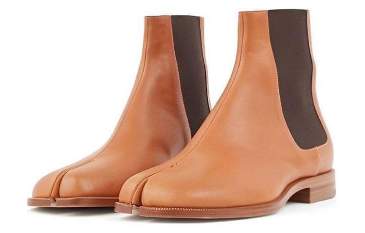 Lookbook Maison Margiela Tabi 'Boot Chelsea Coklat' S57WU0258P5120