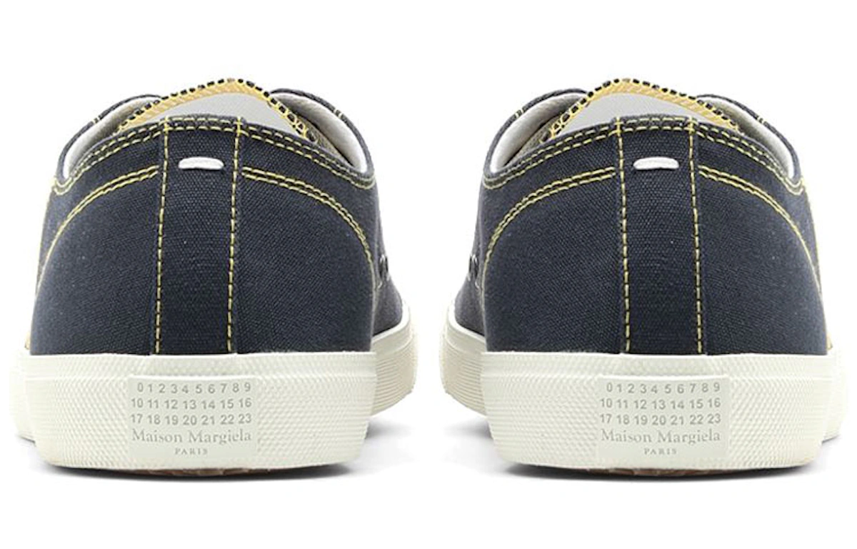 Maison Margiela Tabi 'Embroidered Logo - Navy'