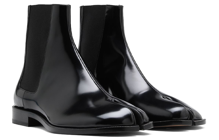 Lookbook メゾン マルジェラ タビ アドボケイト チェルシーブーツ (黒) S57WU0150-P3827-H8396