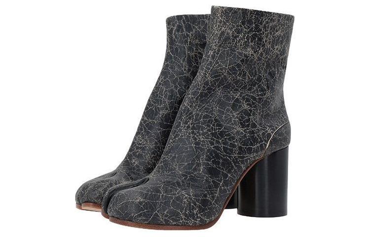 Lookbook Maison Margiela Tabi Enkellaars ''Vintage Cracked - Zwart Beige'' S58WU0260-P5342-H9458