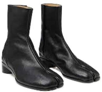 Boot Tabi Maison Margiela 'Hitam' S57WU0153-PR058-T8013 Lookbook Boot Tabi Maison Margiela 'Hitam' S57WU0153-PR058-T8013