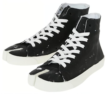 메종 마르지엘라 타비 하이탑 블랙 S57WS0253P3049H1145 Lookbook 메종 마르지엘라 타비 하이탑 블랙 S57WS0253P3049H1145