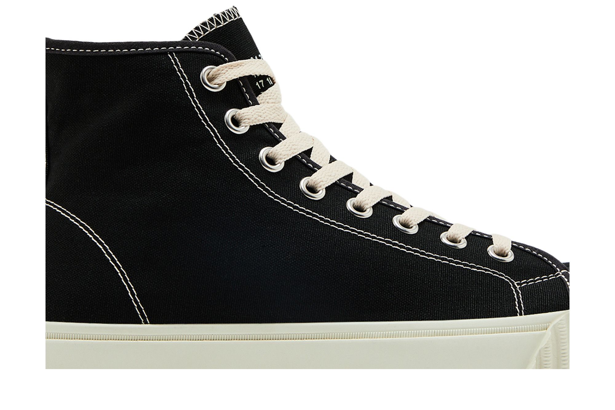 Lookbook Maison Margiela Tabi Tinggi 'Hitam Putih' S57WS0440-P4291-H0958