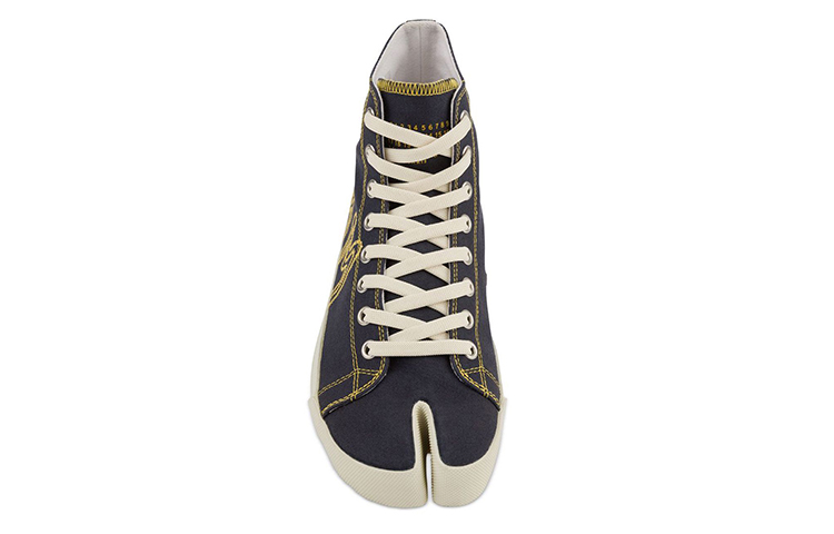 Shop Maison Margiela Tabi Haut ''Toile Marron'' S57WS0399P4080H8649