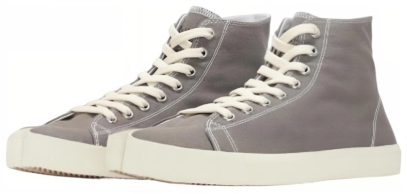 Maison Margiela Tabi Hoog ''Canvas Grijs'' S57WS0253P1875T8033 Lookbook Maison Margiela Tabi Hoog ''Canvas Grijs'' S57WS0253P1875T8033
