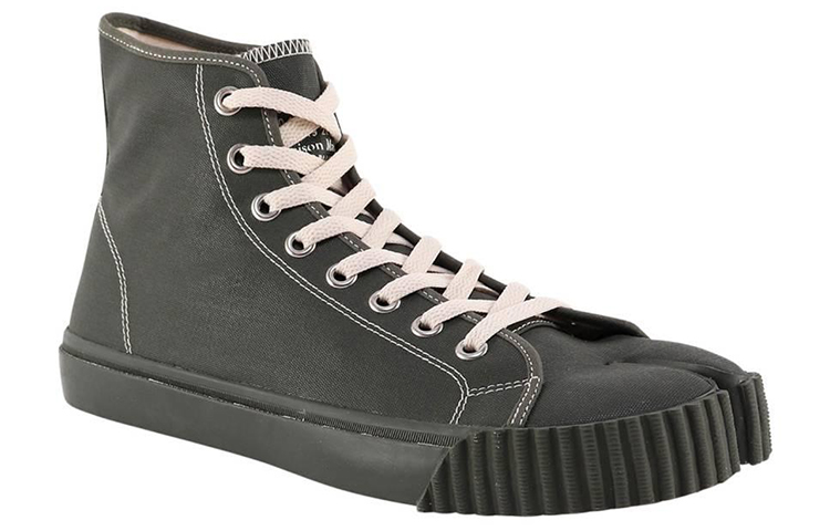 Lookbook Maison Margiela Tabi Tinggi 'Hijau Tua' S37WS0580P4472H9015