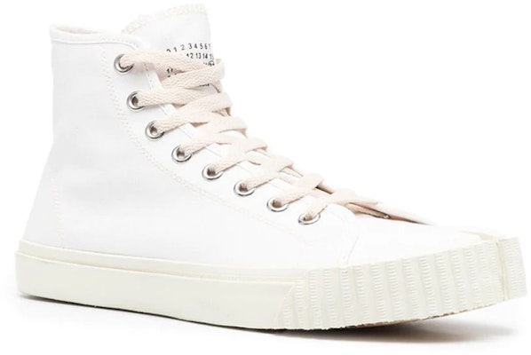 Maison Margiela Tabi High-Top Kanvas 'Putih' S57WS0440P4291T1003 Lookbook Maison Margiela Tabi High-Top Kanvas 'Putih' S57WS0440P4291T1003