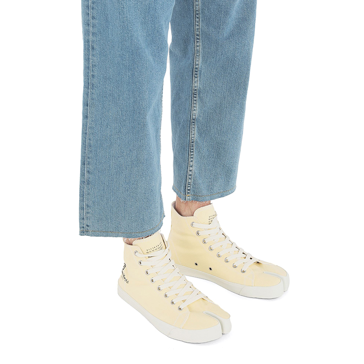 Shop Maison Margiela Tabi Alta 'Amarillo' S57WS0253-P1875-T3027