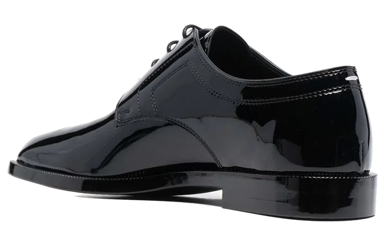 Lookbook Maison Margiela Tabi Lace-Up 'Hitam' S34WQ0021-P3963-T8013