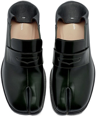 Maison Margiela Tabi Loafer 'Hijau Gelap' S57WR0117P3827T7041 Lookbook Maison Margiela Tabi Loafer 'Hijau Gelap' S57WR0117P3827T7041