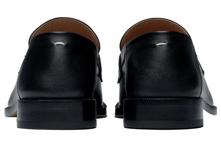 Shop Maison Margiela Tabi Loafer ''Donkergroen'' S57WR0117P3827T7041