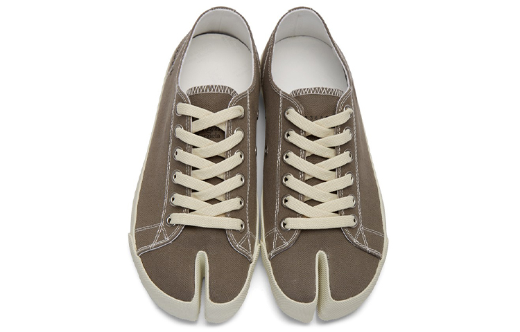 Details for Maison Margiela Tabi 低筒板鞋 棕色