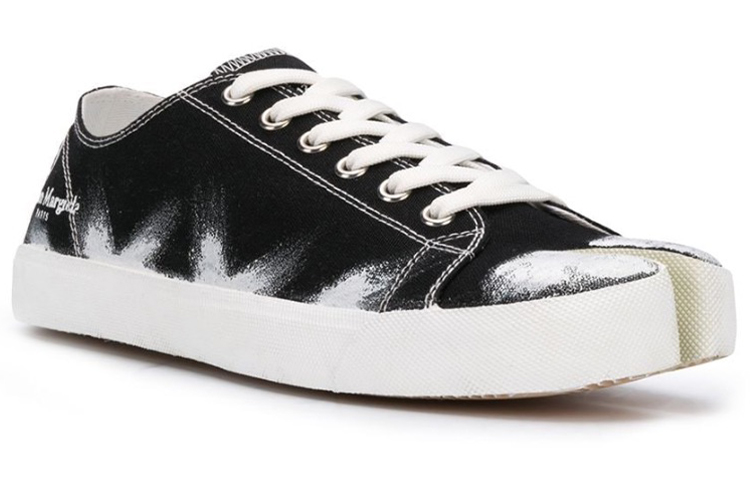 Lookbook Maison Margiela Tabi Low Top 'Black White' S37WS0495P3719H8328