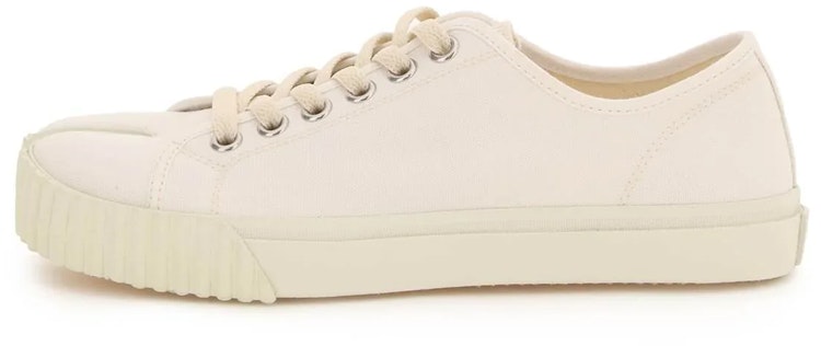 maison-margiela-tabi-low-top-sneaker-white-s37-ws-0578-p4291-t2172