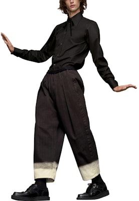 メゾン マルジェラ トロンプルイユ ピンストライプ リラックスフィット ブラックパンツ S50KA0632M35006-001S Lookbook メゾン マルジェラ トロンプルイユ ピンストライプ リラックスフィット ブラックパンツ S50KA0632M35006-001S