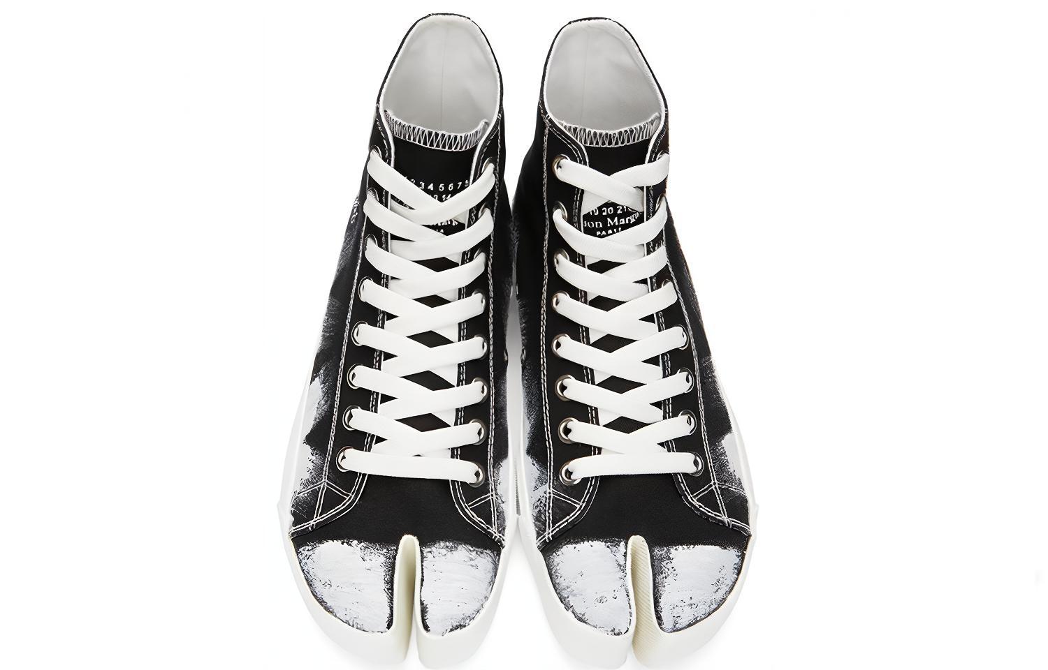 Shop Maison Margiela Vandal Tabi Canvas High ''Pennellata Nera'' S57WS0348-P3719-H8328