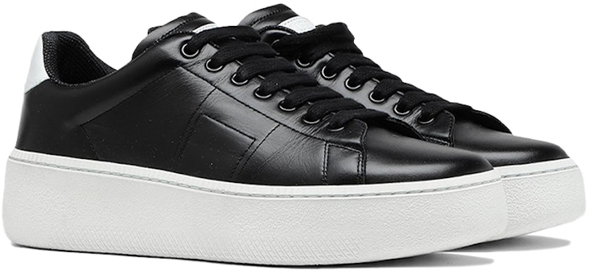 Maison Margiela Sepatu Kulit Wedge 'Tennis Hitam' S57WS0288P2589H7344 Order Maison Margiela Sepatu Kulit Wedge 'Tennis Hitam' S57WS0288P2589H7344
