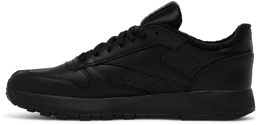 Maison Margiela x Reebok Classic Leather Tabi 'Hitam' H04864 Lookbook Maison Margiela x Reebok Classic Leather Tabi 'Hitam' H04864