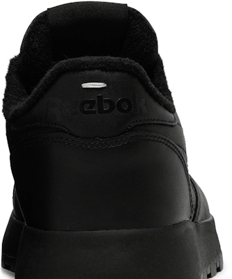 Maison Margiela x Reebok Classic Leather Tabi 'Hitam' H04864 Sizing Maison Margiela x Reebok Classic Leather Tabi 'Hitam' H04864