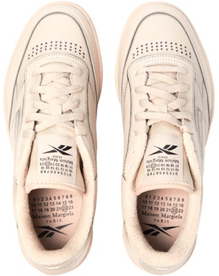 Maison Margiela x Reebok Club C 'Beige' GX5142MODBEIFTWWHTBLACK Lookbook Maison Margiela x Reebok Club C 'Beige' GX5142MODBEIFTWWHTBLACK