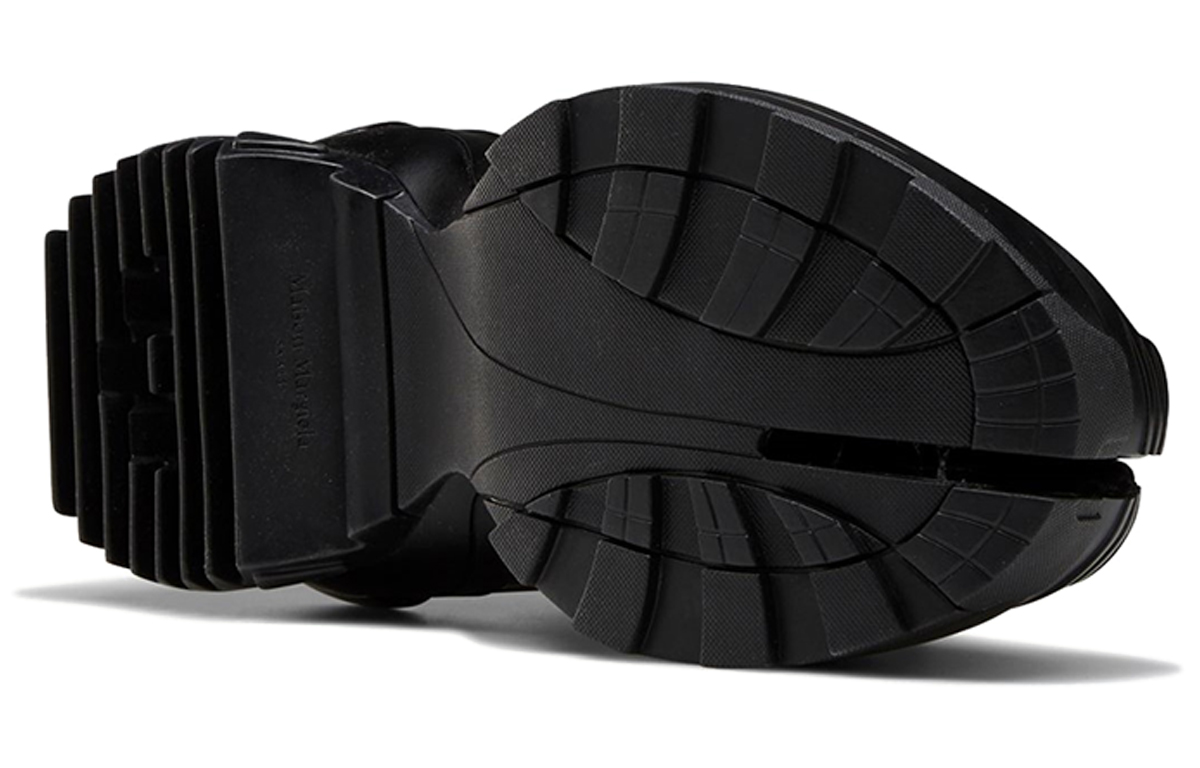 Details for Maison Margiela x Reebok InstaPump Fury Tabi '黑色' FZ0843