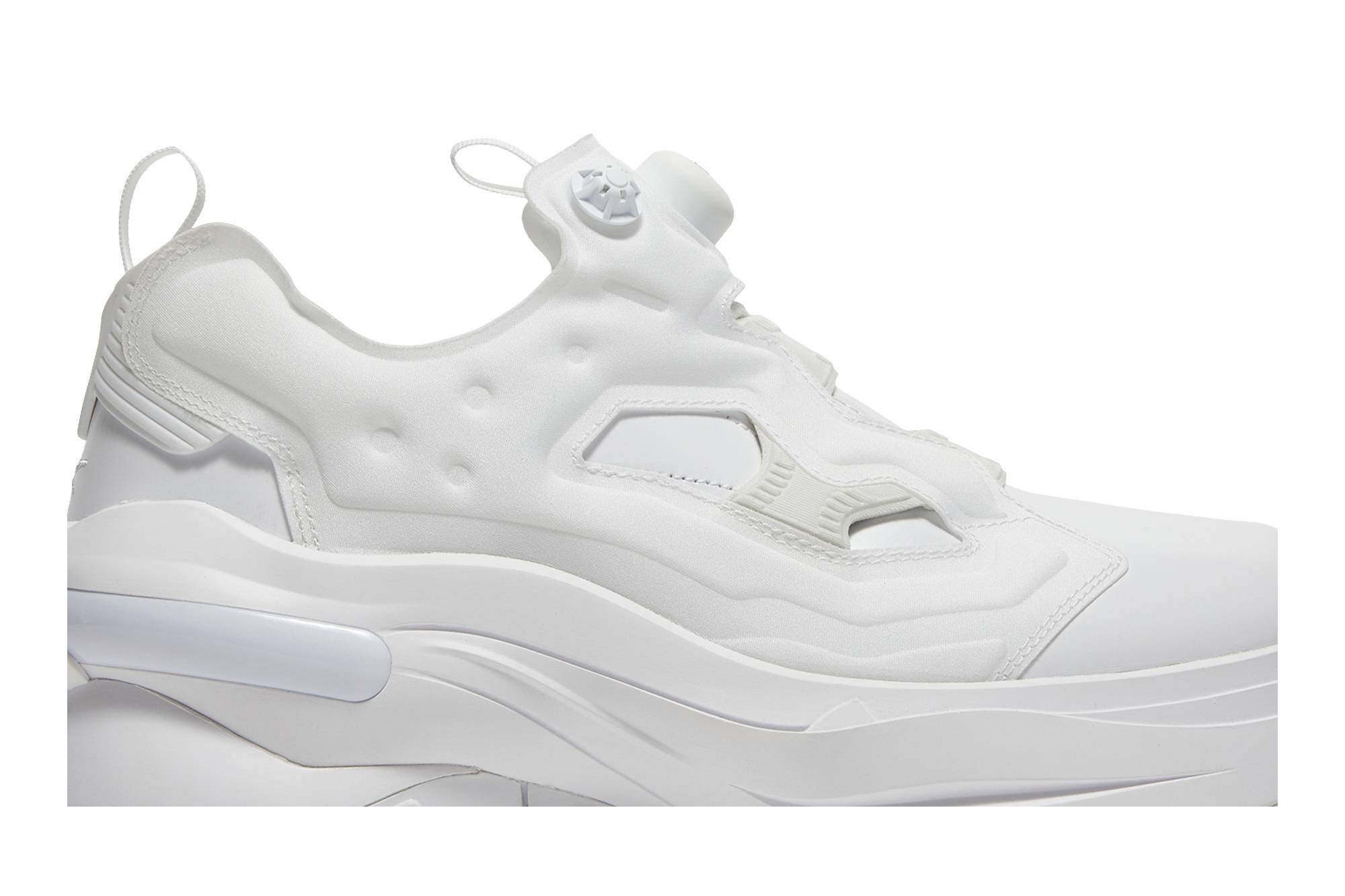 Maison Margiela Reebok Tabi InstaPump Fury Oxford 'White Porcelain' 圖 2