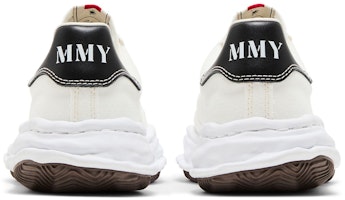 Maison Mihara Yasuhiro Blakey OG Sole Kanvas Rendah 'Putih' A08FW735-WHITE Details for Maison Mihara Yasuhiro Blakey OG Sole Kanvas Rendah 'Putih' A08FW735-WHITE