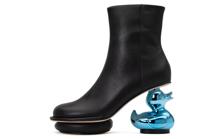 MAISON MIHARA YASUHIRO Duck heel boots 'Black Brown' B11FW706