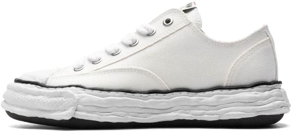 maison-mihara-yasuhiro-peterson-23-og-sole-canvas-low-white-a11-fw-702-wht