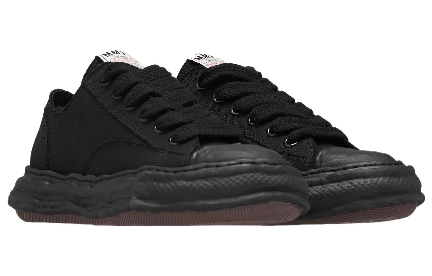 Lookbook Maison Mihara Yasuhiro Peterson 23 OG Sole Canvas Rendah 'Hitam Putih' A11FW702