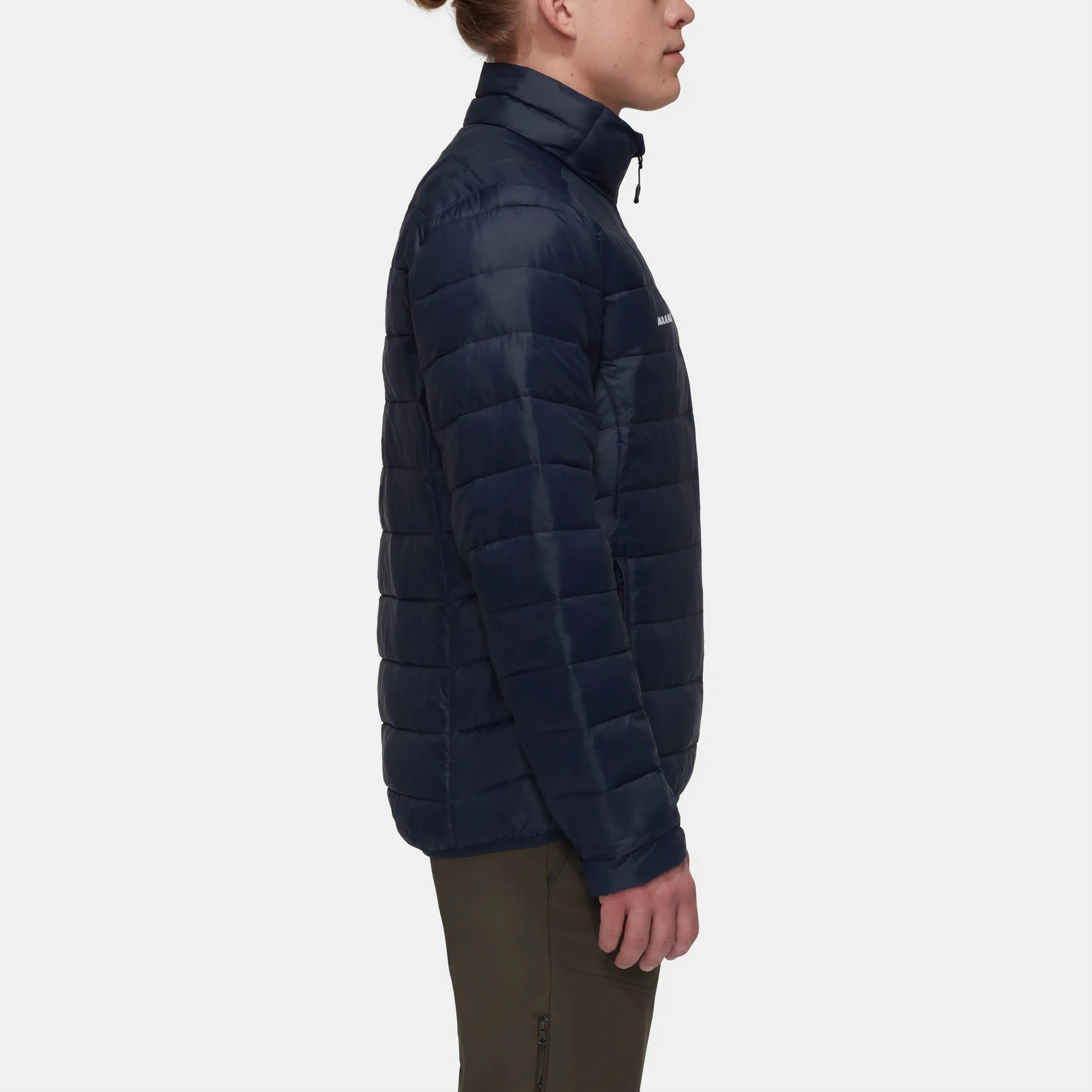 Purchase MAMMUT Crag IN Jaket Kalis Air & Angin Berpenebat dengan Logo. 1013-03430