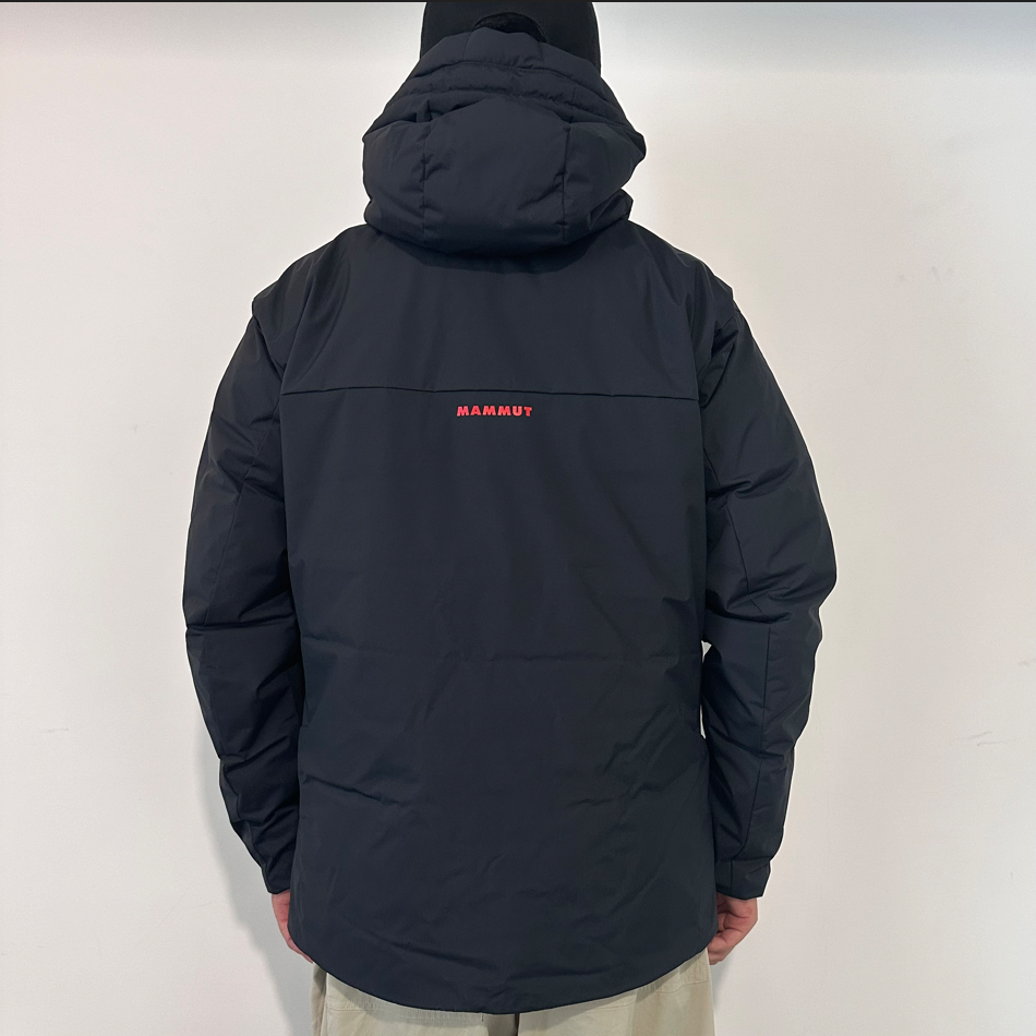 Details for Chaqueta Unisex MAMMUT Clion Negra Aislada 700FP Cortavientos e Impermeable. 1011-01991-0001