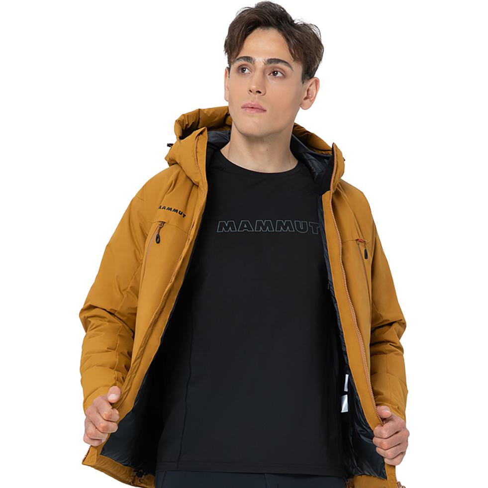 Purchase MAMMUT Clion Chaqueta Unisex Impermeable, A prueba de viento y Respirable con Capucha 1011-01991