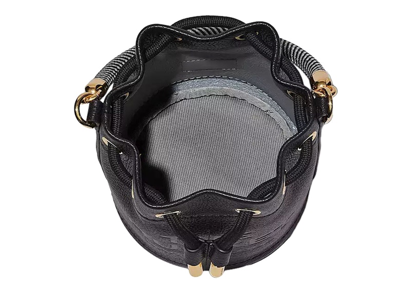 Lookbook Marc Jacobs Beg Kulit Mikro Bucket Hitam