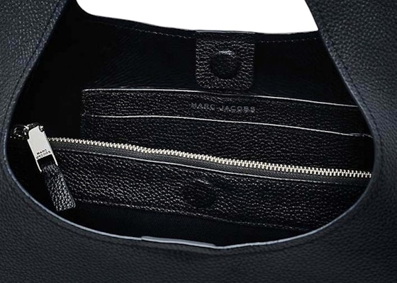 Beg Marc Jacobs The Sack Warna Hitam Lookbook Beg Marc Jacobs The Sack Warna Hitam