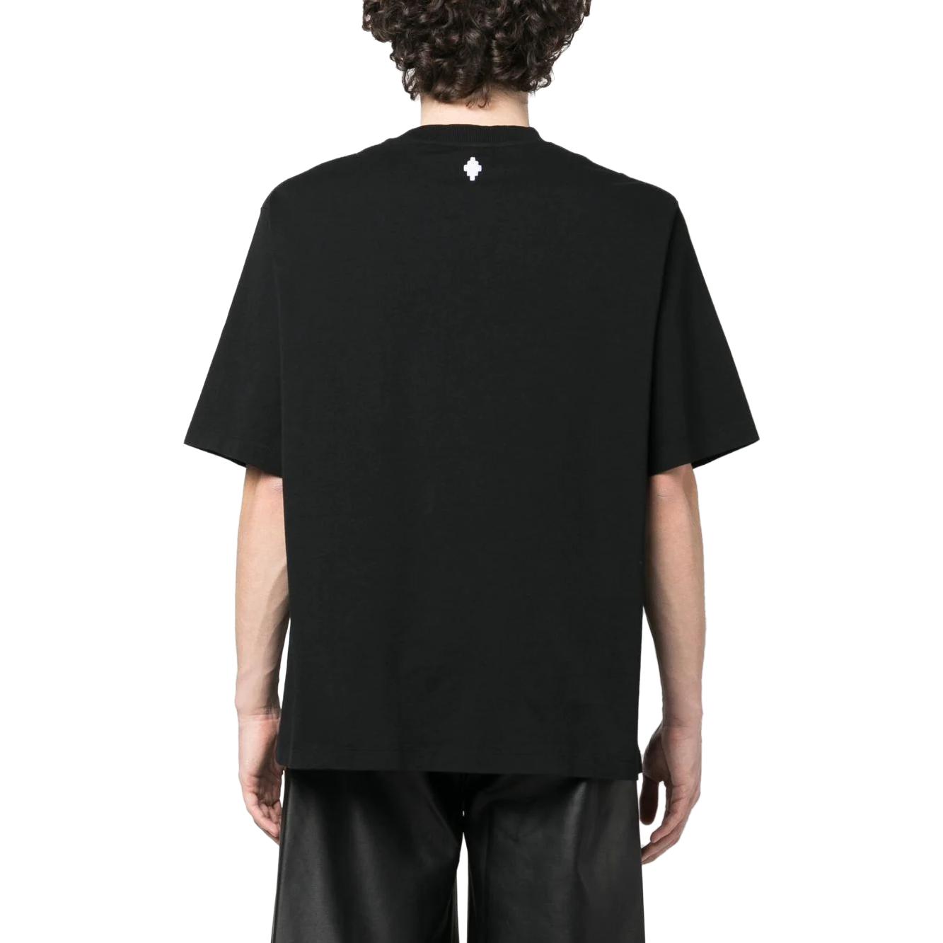 Shop Marcelo Burlon Camiseta Negra Oversize con Diseño de Letra y Hongos. CMAA054S23JER0051001