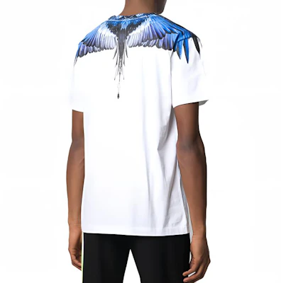 Camiseta Blanca Marcelo Burlon con Estampado de Alas en Degradado Morado-Azul. CMAA018S20JER0010145 Sizing Camiseta Blanca Marcelo Burlon con Estampado de Alas en Degradado Morado-Azul. CMAA018S20JER0010145