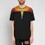 Lookbook Camiseta Negra Marcelo Burlon con Estampado de Alas Naranjas - Idea de Regalo CMAA018S190010231088