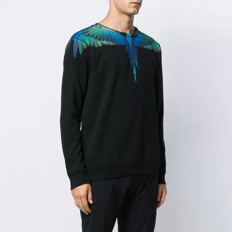 Purchase Sudadera Negra Marcelo Burlon Blue Wings Crewneck. CMBA009F195060061088