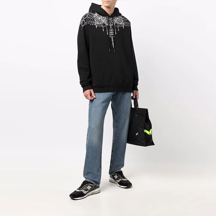 Lookbook 马塞洛·伯龙几何印花黑色套头卫衣 男款 FW21 CMBB007F21FLE0051001