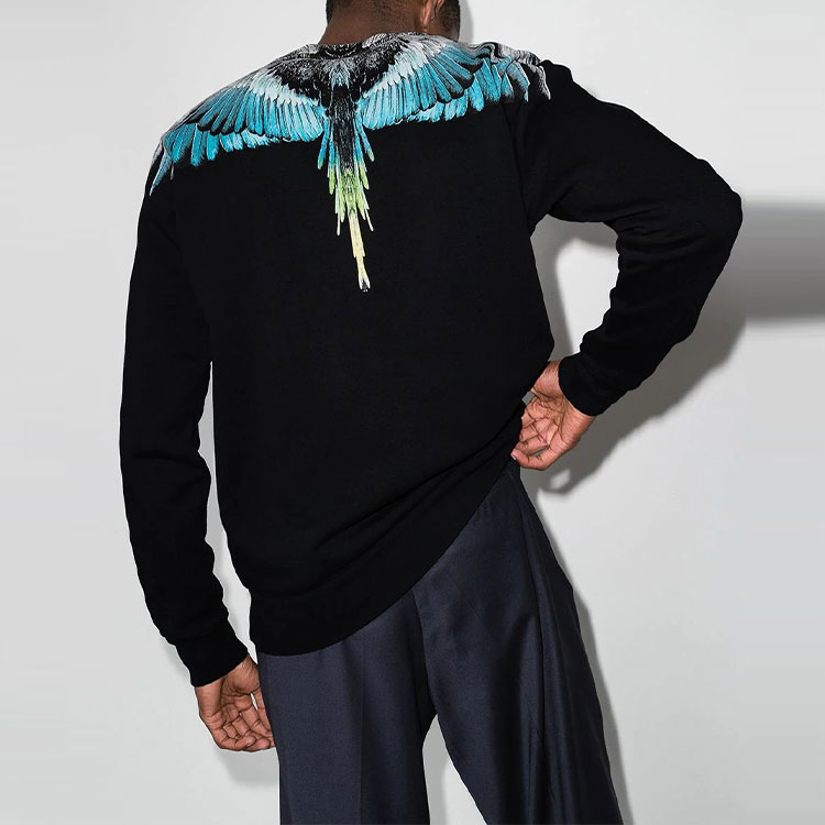 Shop Marcelo Burlon County of Milan FW21 Wings Logo Hitam Sweatshirt Pria. CMBA009F21FLE0011040