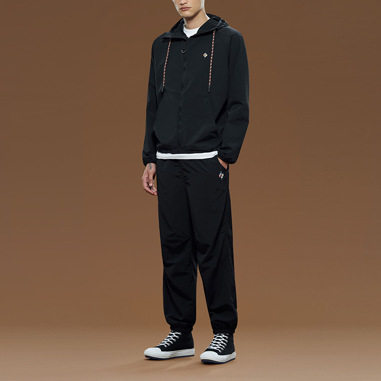 Shop Marcelo Burlon Milan 男款輕量防風外套 CMEB037S22FAB0011084