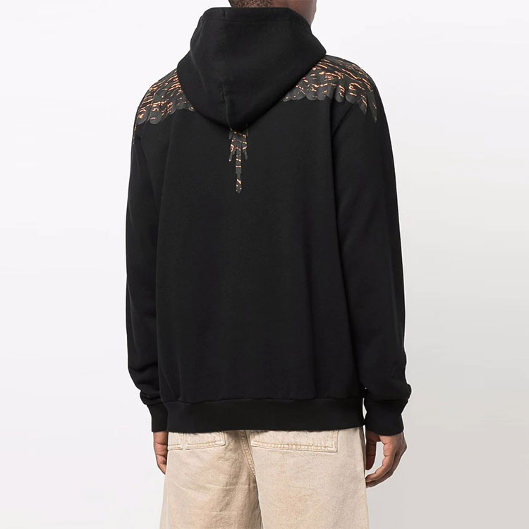 Shop Marcelo Burlon FW21 翼形印花連帽衫 黑色 CMBB007F21FLE0021056