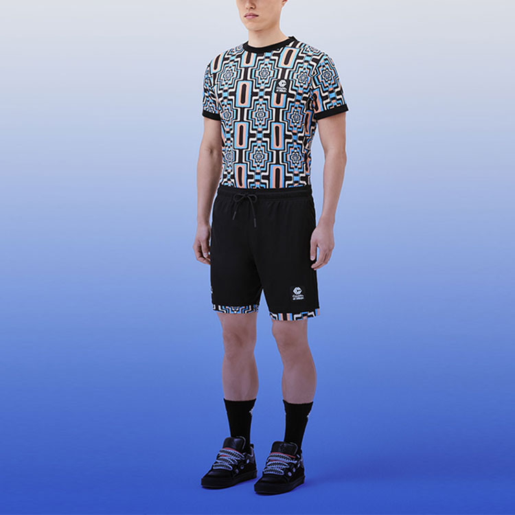 Shop Marcelo Burlon FW23 十字徽标印花系带休闲短裤 男 黑色。 CMVH001F23FAB0011033