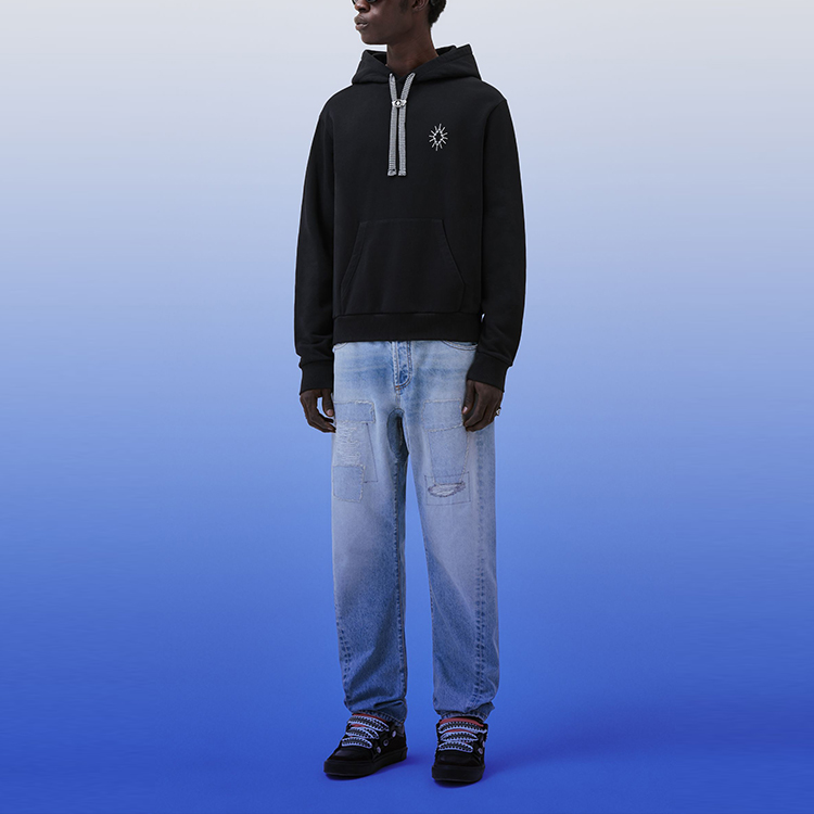 Shop Marcelo Burlon FW23 Eclipse Cross Logo Hoodie Hitam/Perak. CMBB007F23FLE0061072